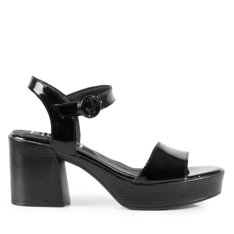 sandalias negras verano 2023 FIORI calzature