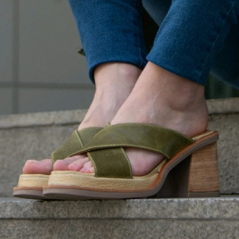 sandalias verdes verano 2024 laura di nizo calzature